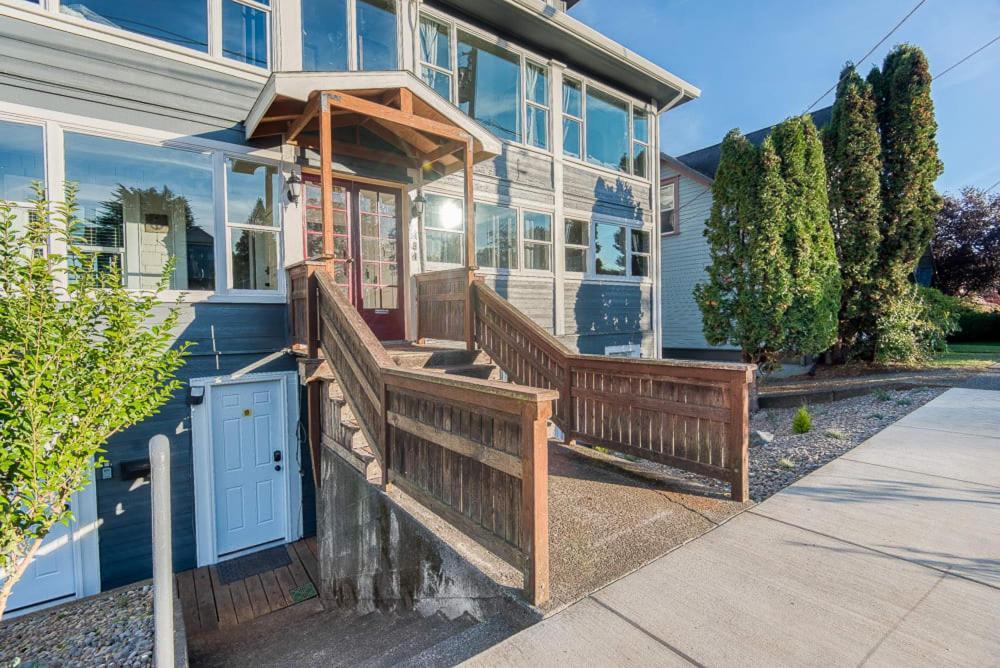#stayinmydistrict Heritage House Apartment Coos Bay
