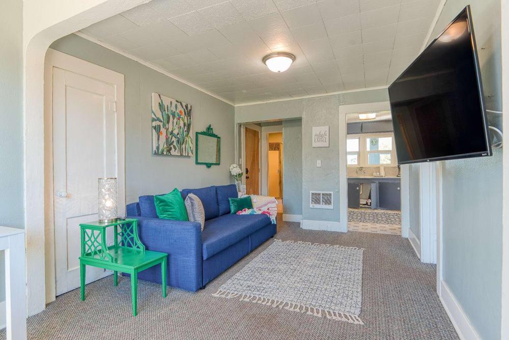 #stayinmydistrict Heritage House Coos Bay